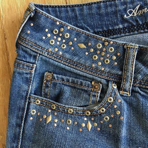AMERICAN EAGLE Skinny Distressed Denim Studded Jeans Womens Size 2 (28" x 29.5") - Picture 3 of 4